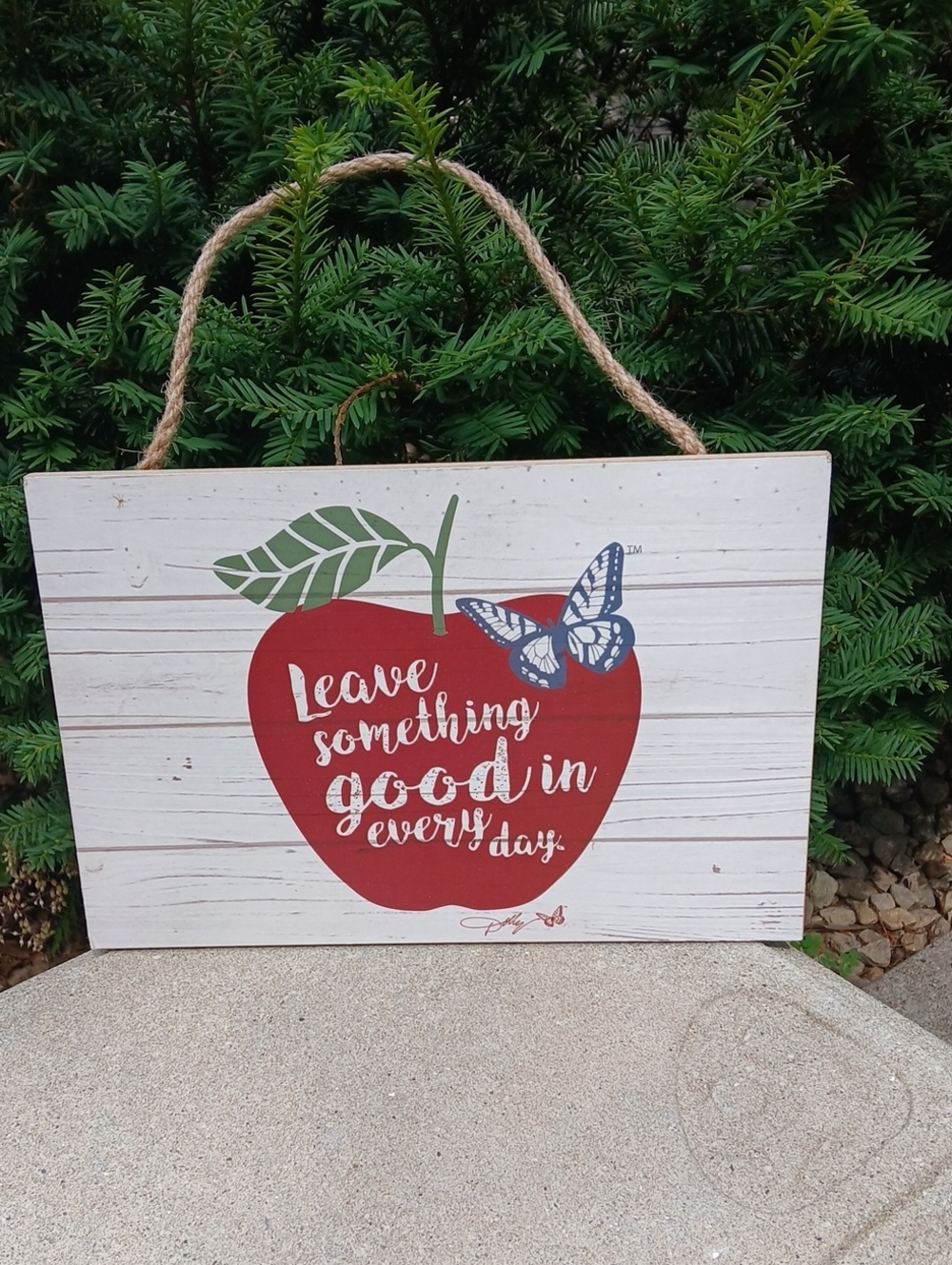 Dolly Parton Washed Apple Wood Sign Hanging Décor red apple